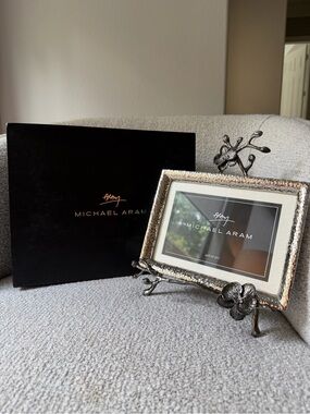 Michael Aram White Orchid Photo Frame 4x6 or 5x7